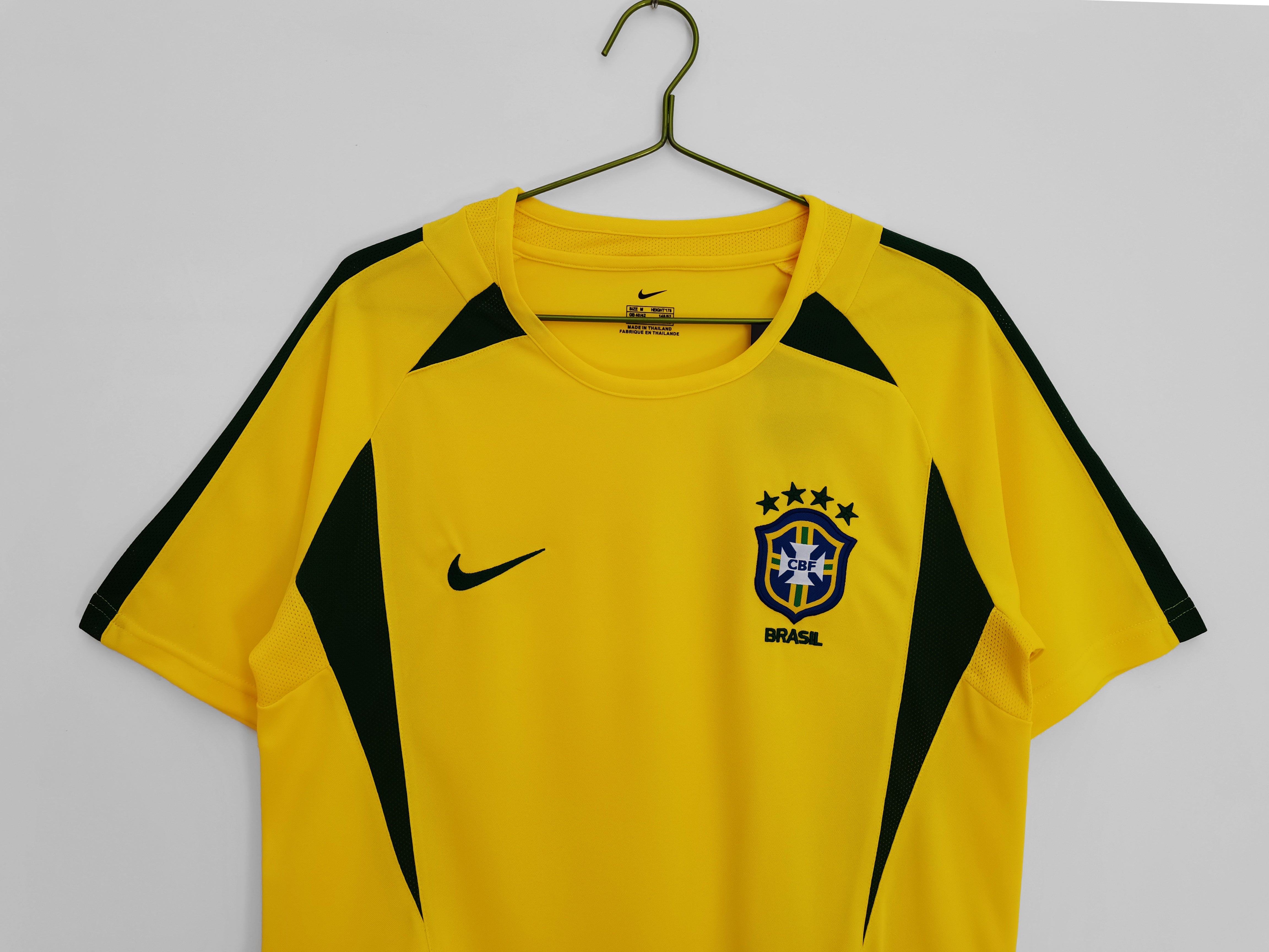 🇧🇷 Brazil 2002 World Cup Home Jersey – Ronaldo Era