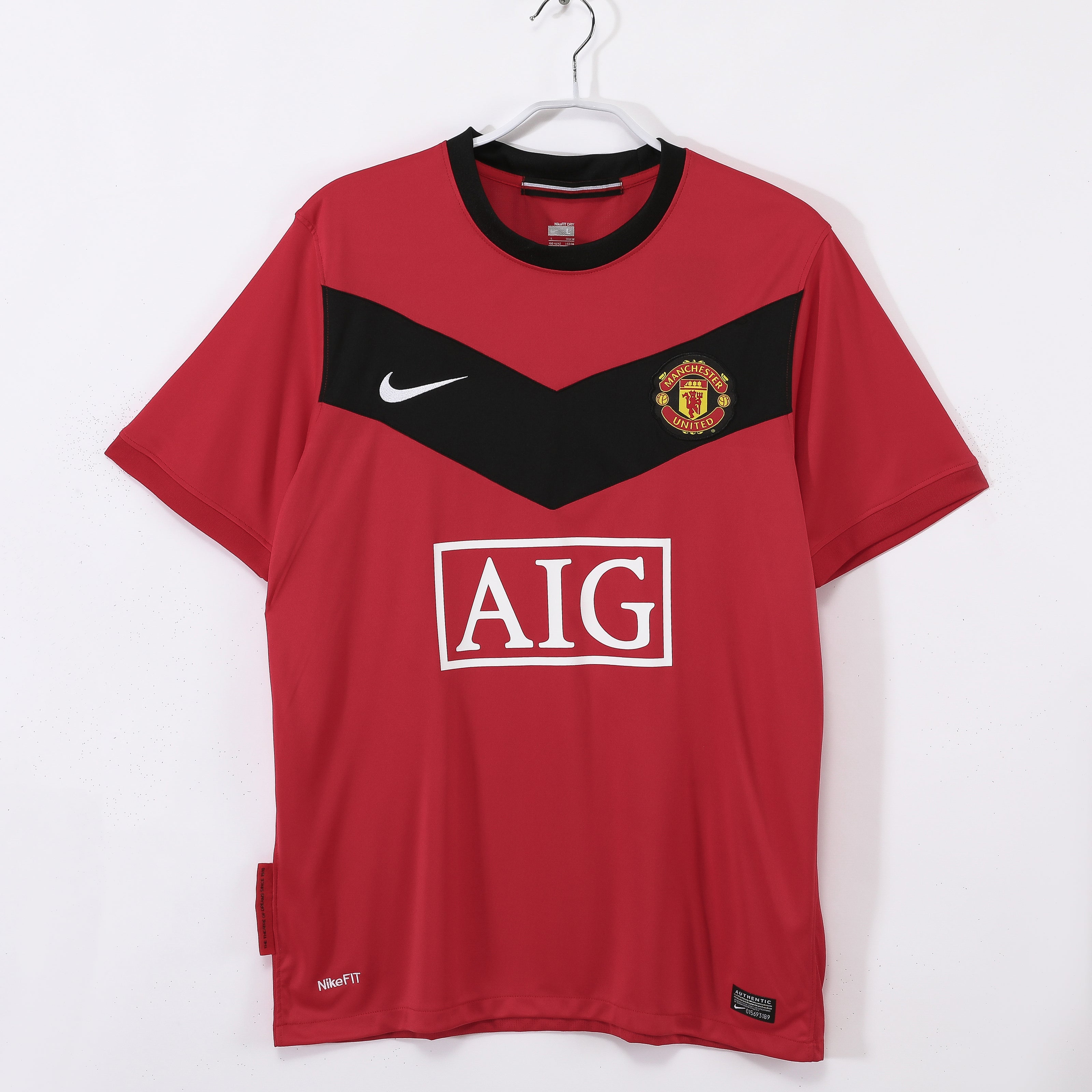 Manchester United 2009/10 Home Jersey – V for Victory
